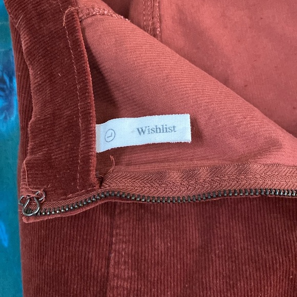 Wishlist corduroy skirt. Super stretchy. Size Large. - Picture 7 of 10
